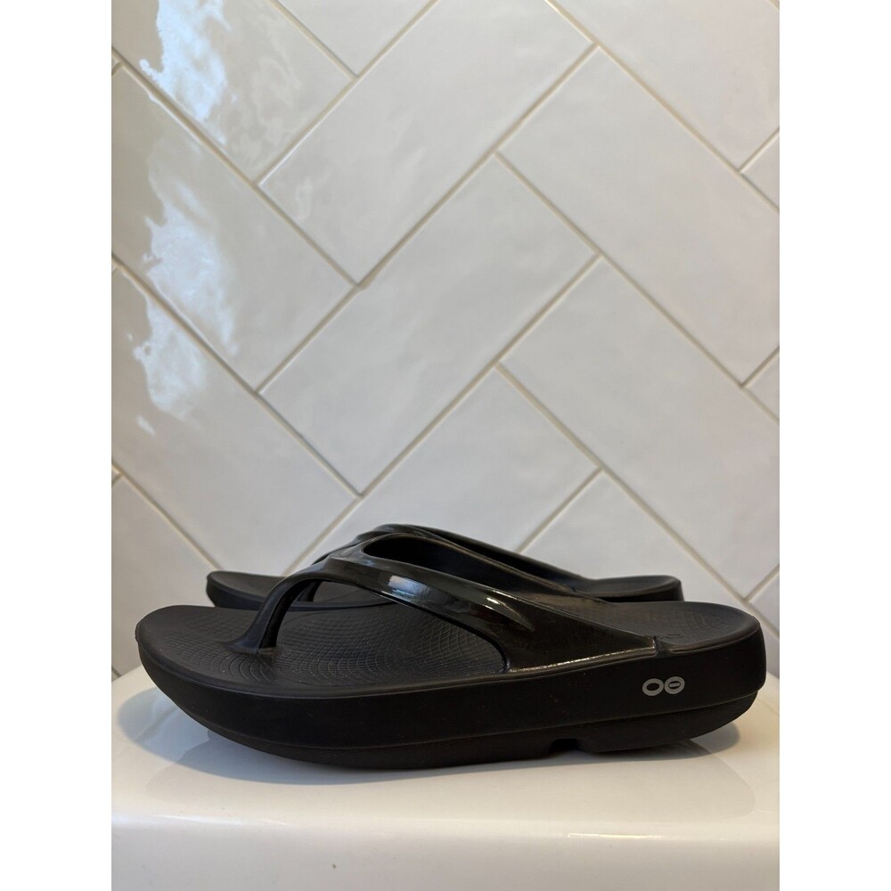 Oofos Womens OOlala Recovery Sandal Size 40 9 Black Shiny Thong Flip Flop Slides - Picture 8 of 8